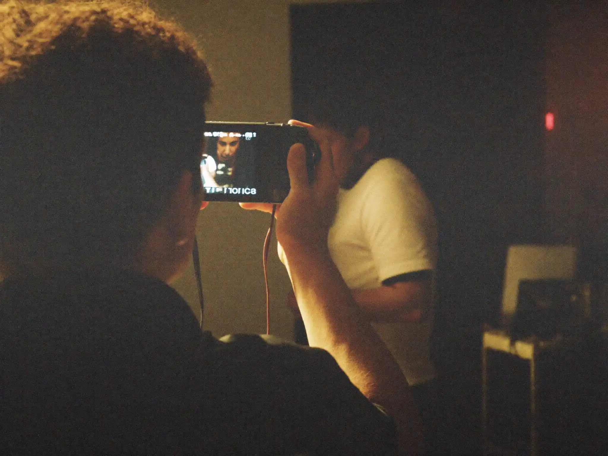 Equipo de Sound Republic en estudio